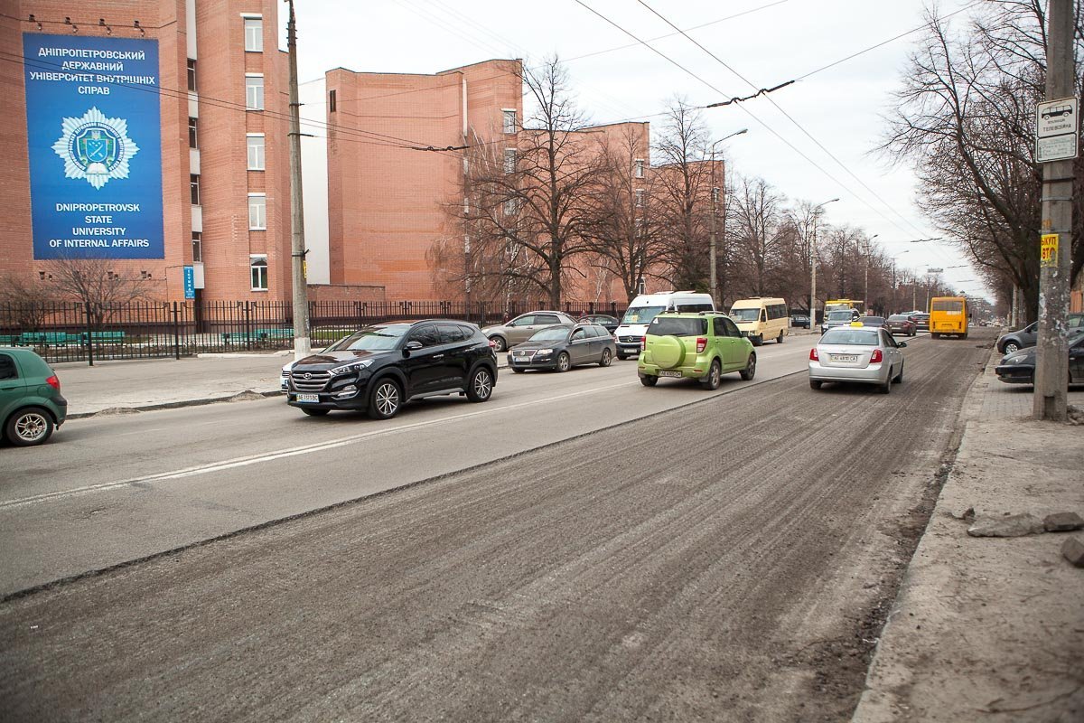 Сейчас движение автомобилей по проспекту Гагарина не ограничено