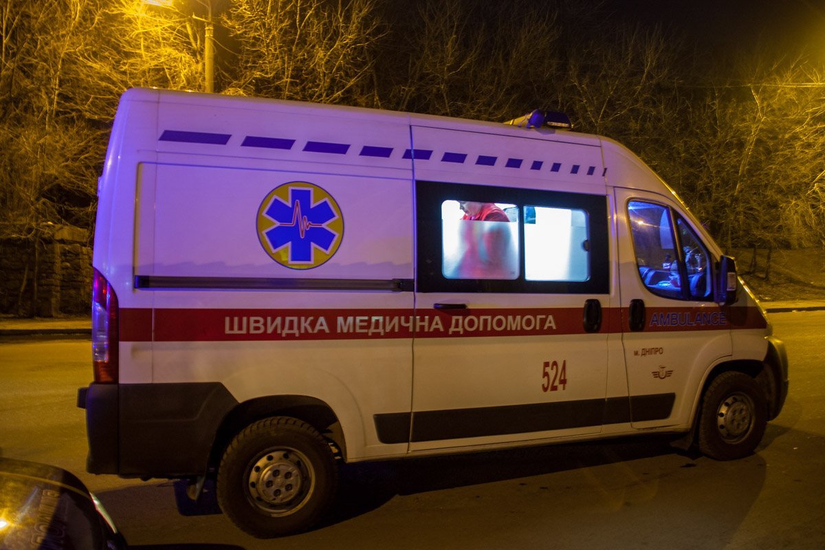 Пострадавшего, который находился в сознании, забрала «скорая помощь» Пострадавшего, который находился в сознании, забрала «скорая помощь»