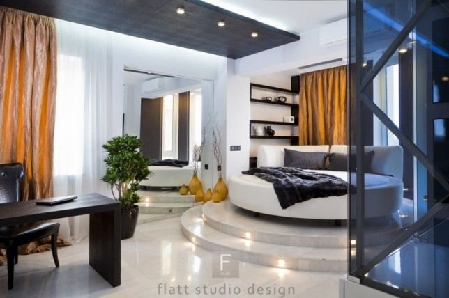 В стоимость аренды включены места для парковки