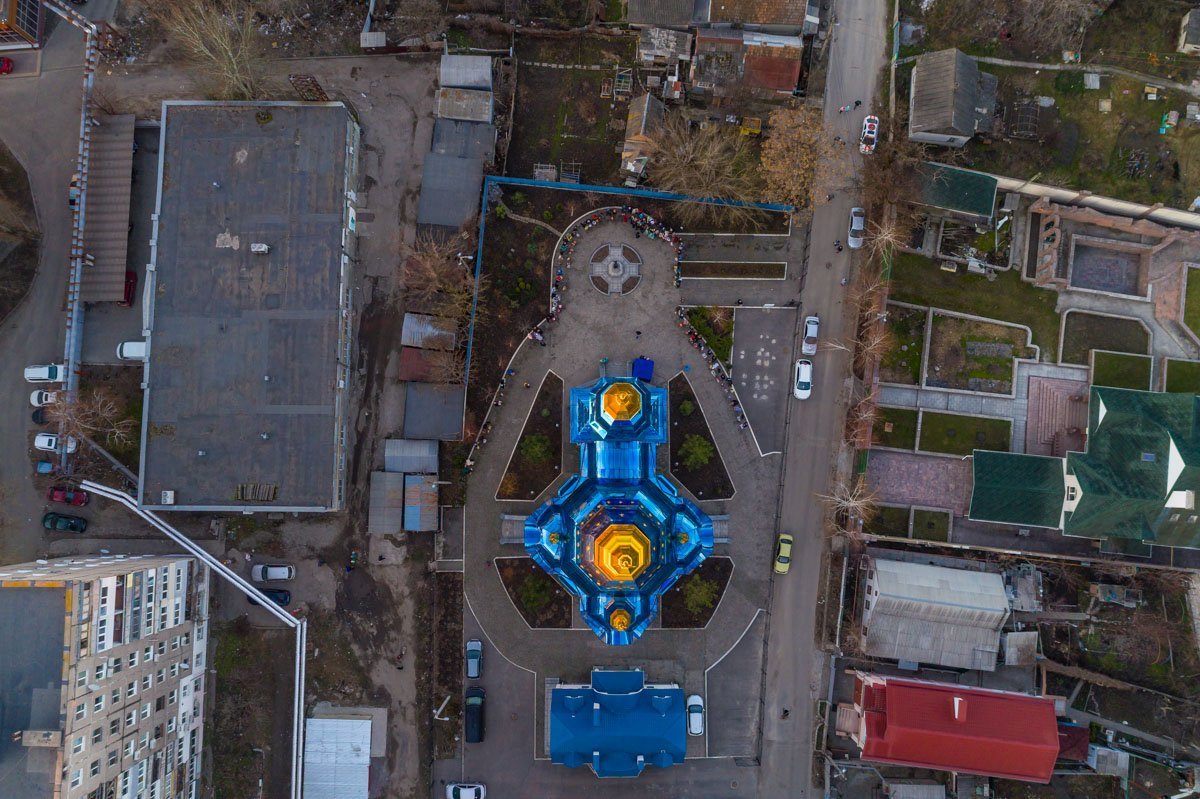 Храм иконы Божией Матери с высоты