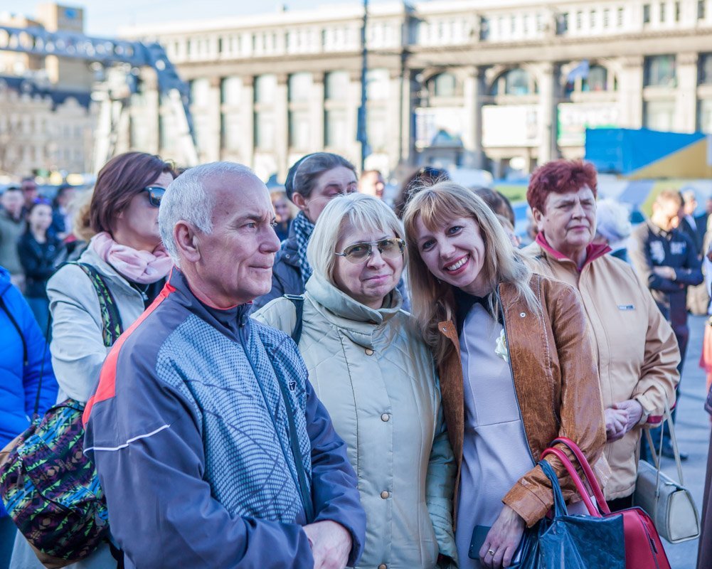 В центре Днепра прошло праздничное служение с участием 9 конфессий
