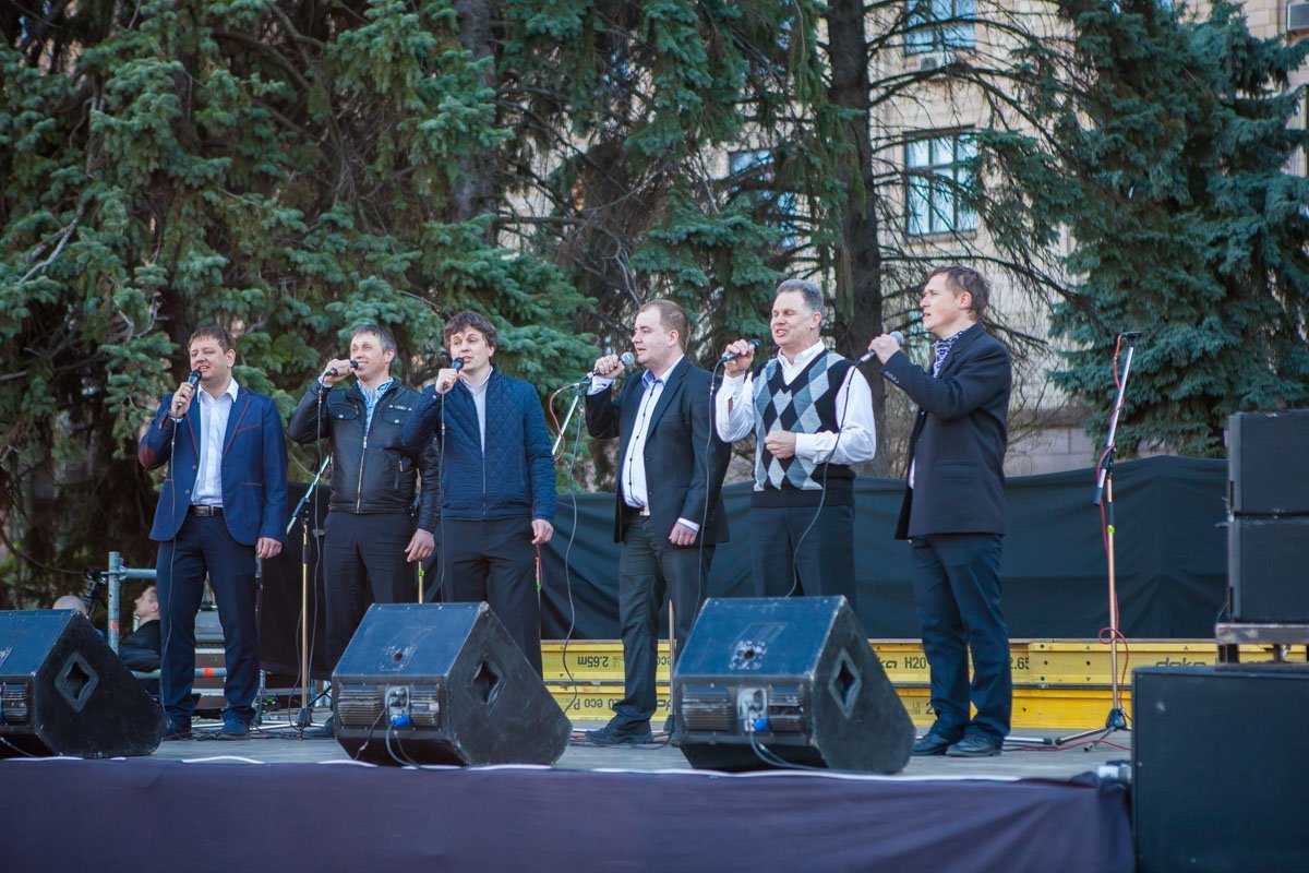 Жителей и гостей города ждала праздничная концертная программа