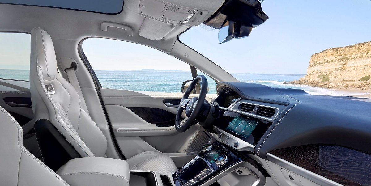 Jaguar электрифицирует Украину 2