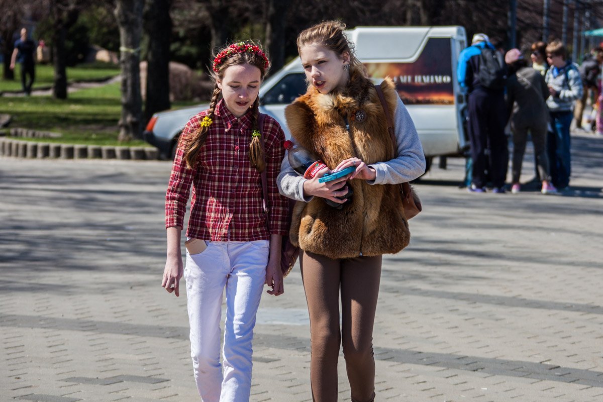 Каждому свое - кому меховые жилетки, кому рубашки Каждому свое - кому меховые жилетки, кому рубашки