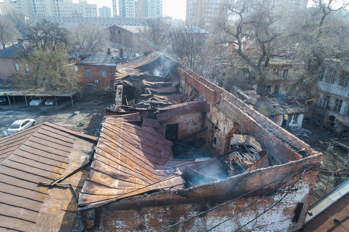 Спасатели просят жителей Днепра быть осторожнее Спасатели просят жителей Днепра быть осторожнее