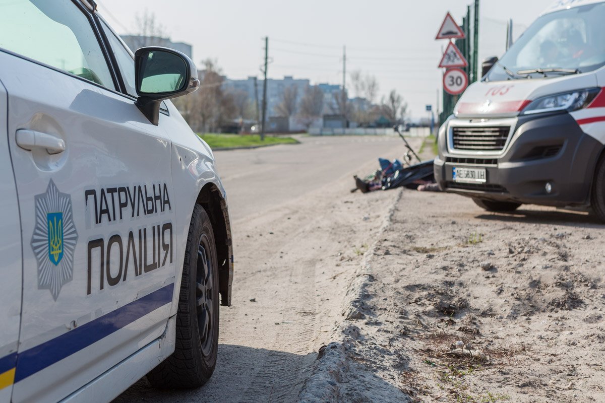 На место вызвали "скорую" и патруль полиции На место вызвали "скорую" и патруль полиции