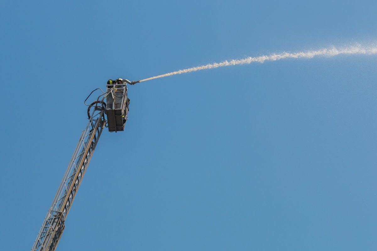 Бесплатный дождь и автомойка Бесплатный дождь и автомойка