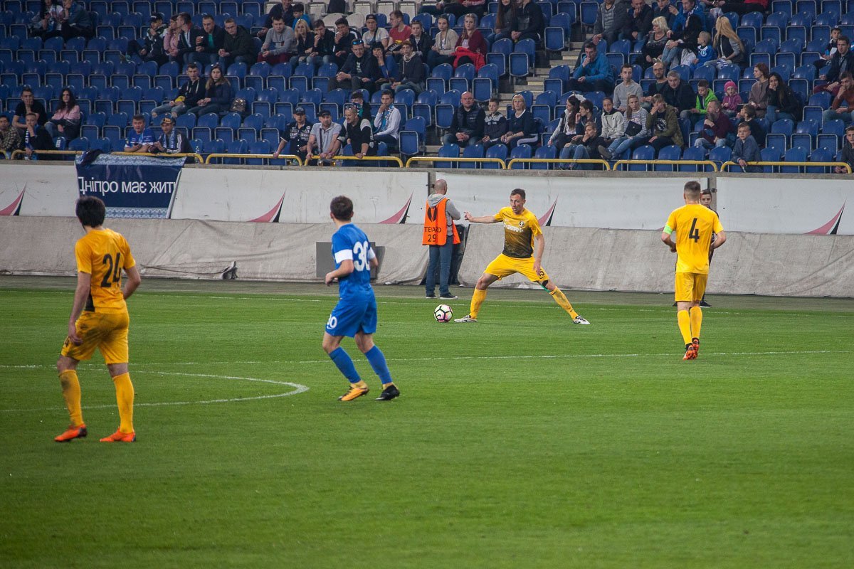 Две предыдущие встречи этих команд обошлись без забитых мячей в первом раунде, а во втором матче сильнее оказался «Днепр» Две предыдущие встречи этих команд обошлись без забитых мячей в первом раунде, а во втором матче сильнее оказался «Днепр»