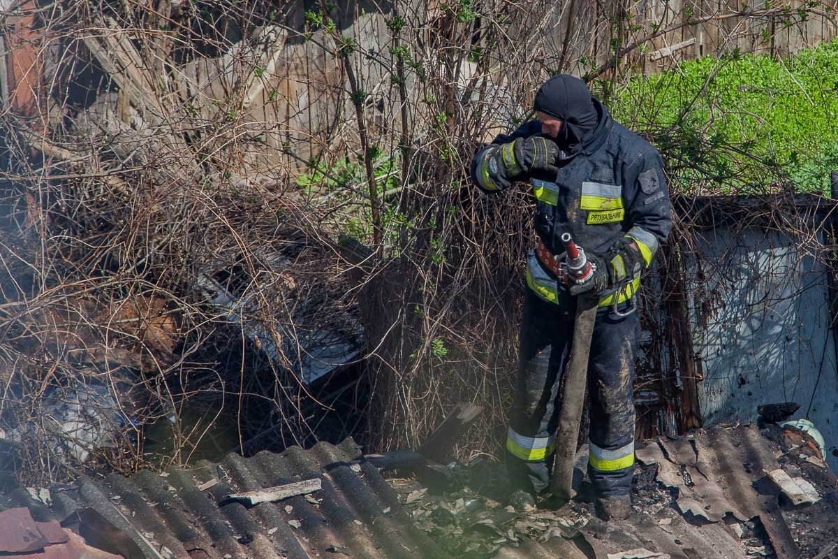 Спасатели боролись с огнем около 40 минут