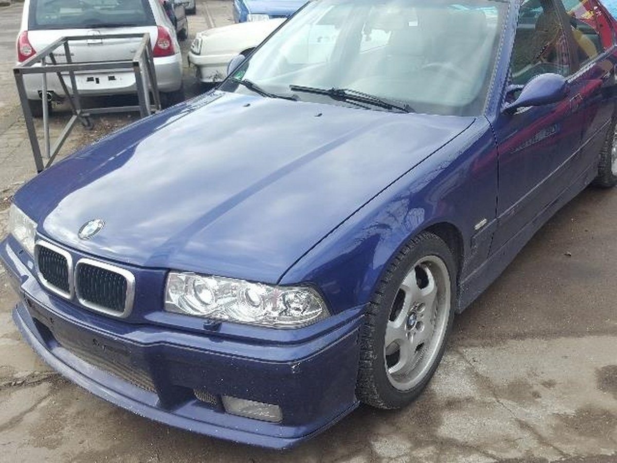 Вот такую нерастаможенную машину предлагают за 12 838 гривен