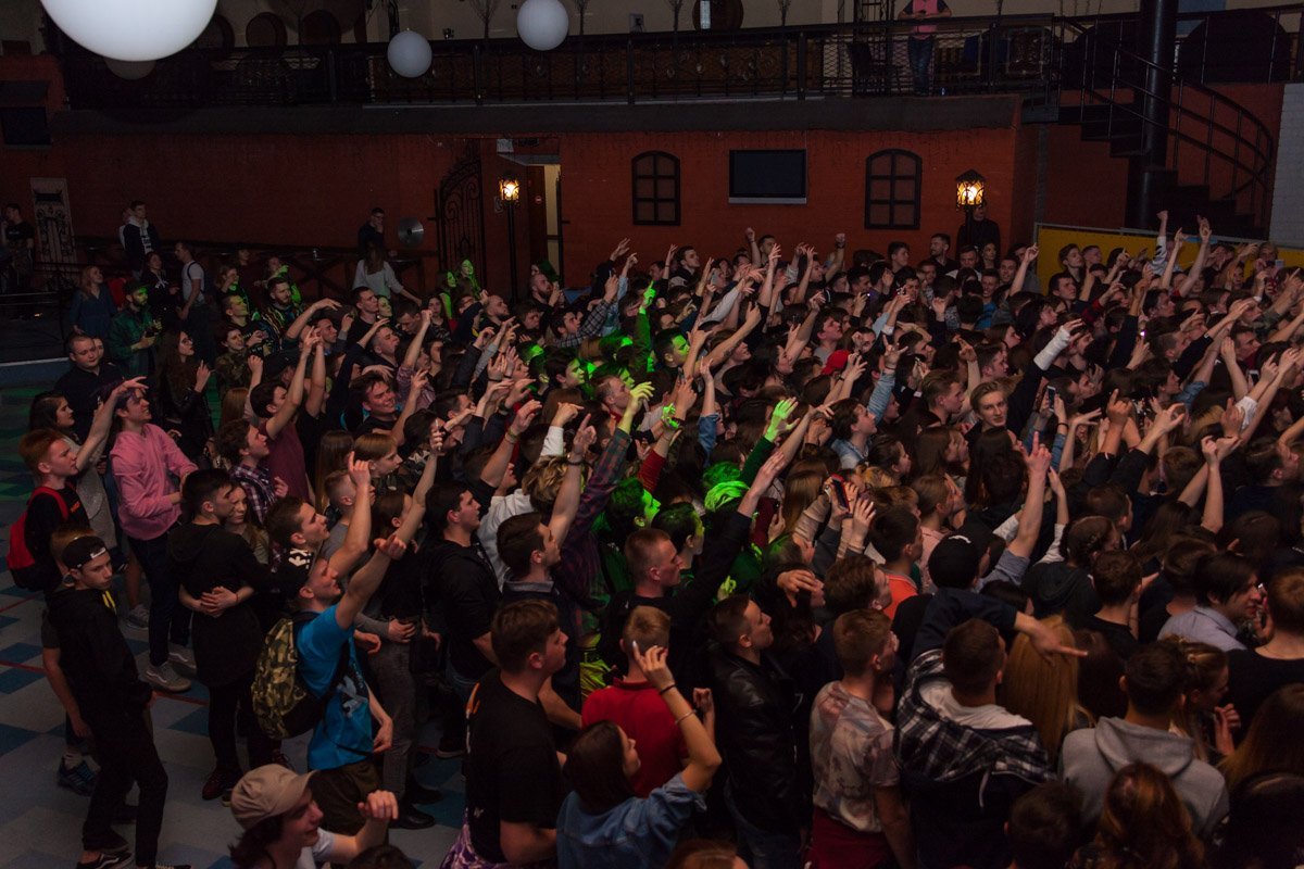 Фанаты до последнего не верили, что он приедет