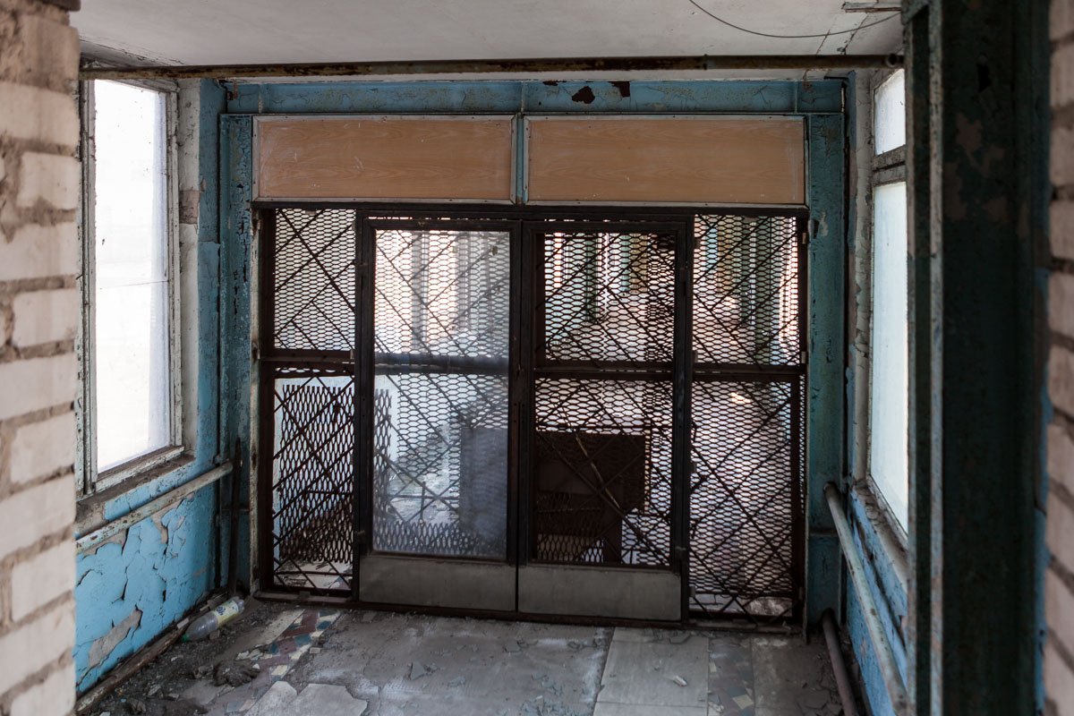 Некоторые двери лучше не открывать Некоторые двери лучше не открывать