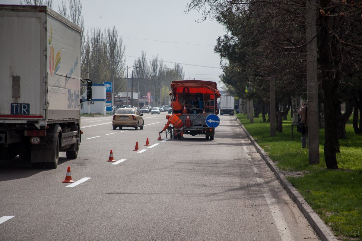 В этом году планируется нанесение разметки по 90 улицам Днепра В этом году планируется нанесение разметки по 90 улицам Днепра