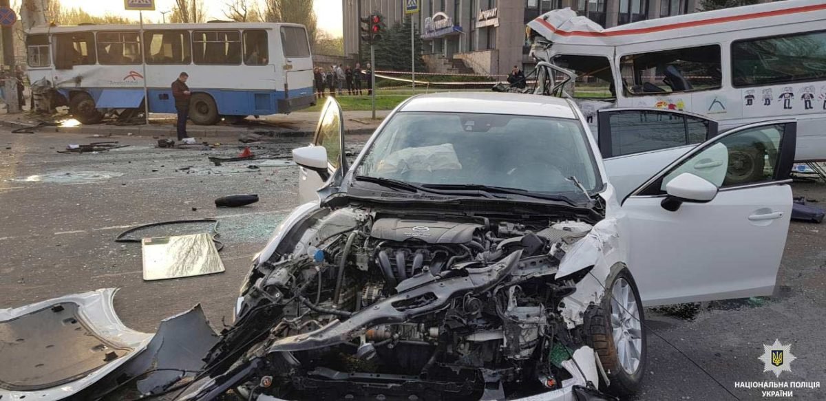 По факту резонансного ДТП в Кривом Роге полиция открыла уголовное производство По факту резонансного ДТП в Кривом Роге полиция открыла уголовное производство