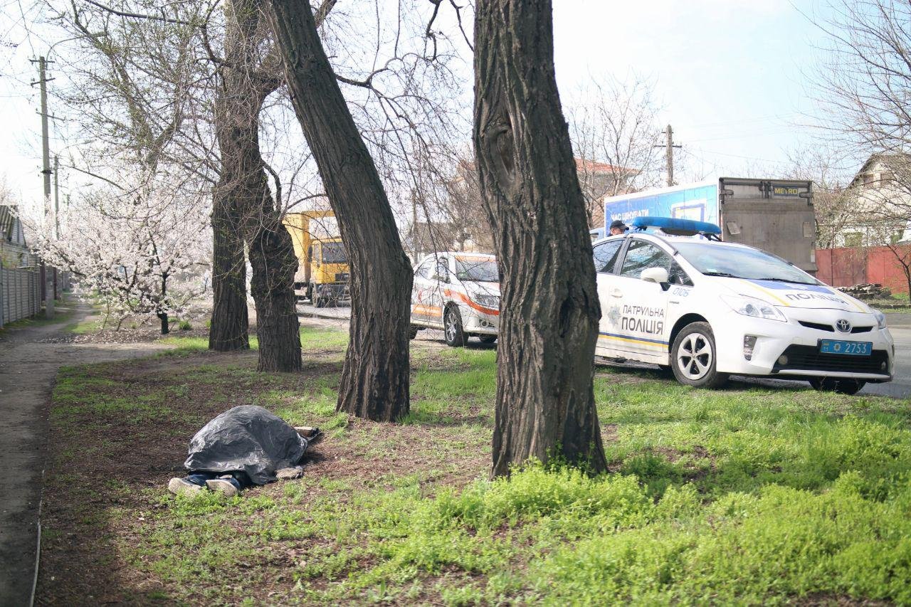 Следов насильственной смерти на теле не обнаружили Следов насильственной смерти на теле не обнаружили