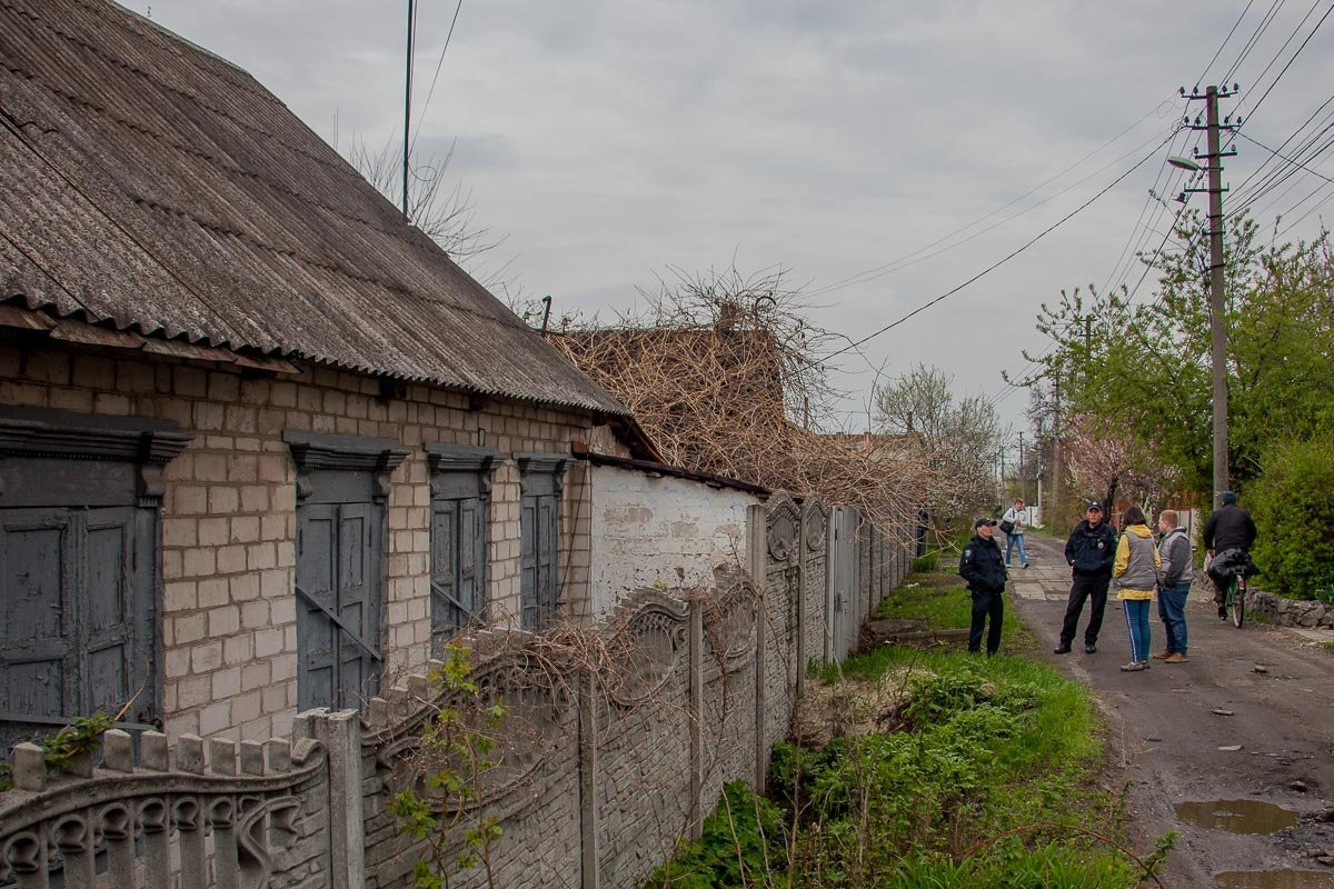 Самоубийство произошло в частном секторе на улице Индустриальной