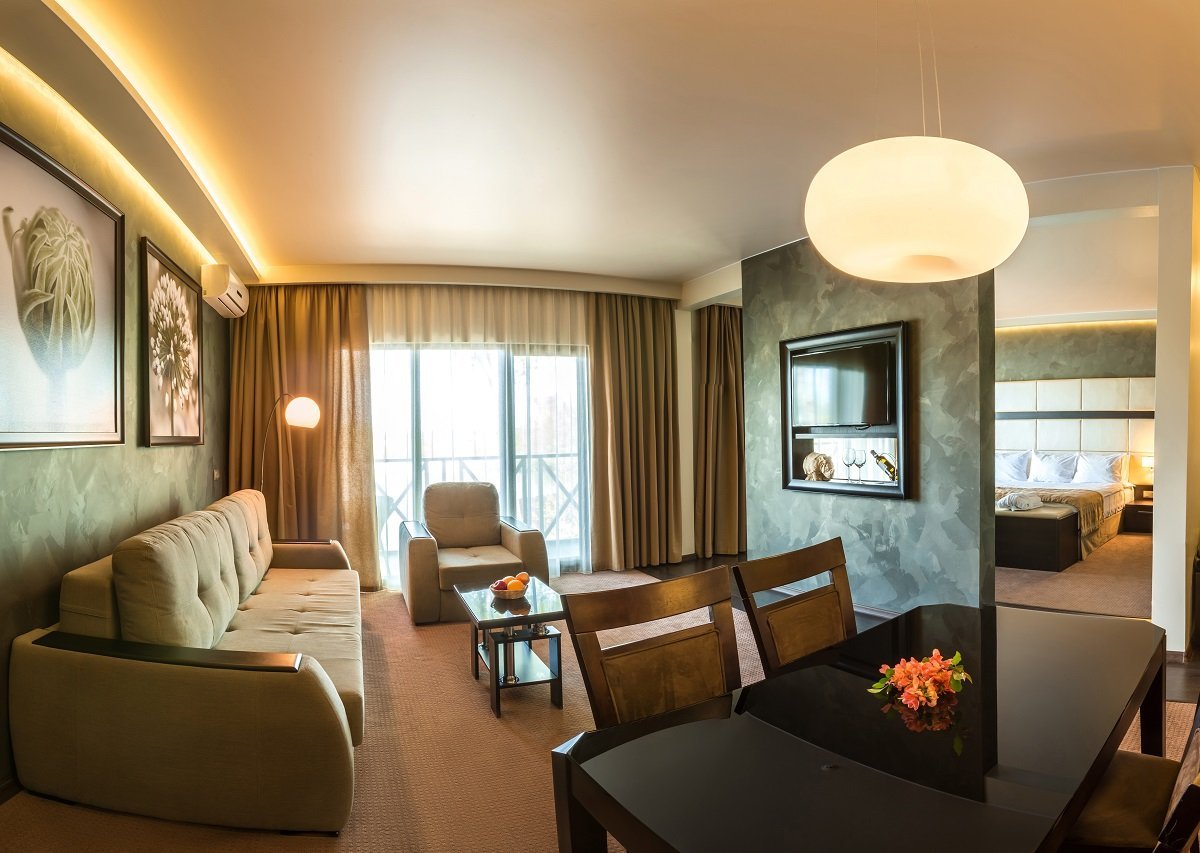 Правда или вымысел: ТОП-7 мифов о Bartolomeo в Днепре 1