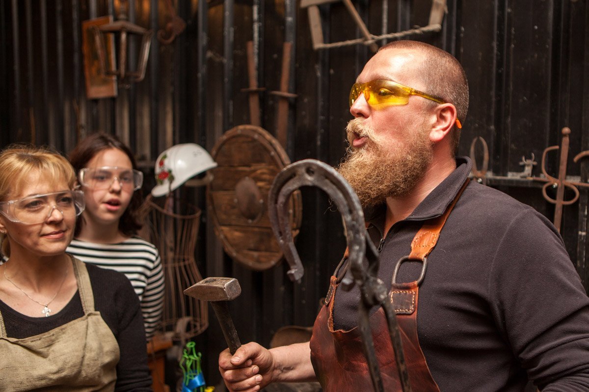 6-А класс получил свою именную подкову 6-А класс получил свою именную подкову