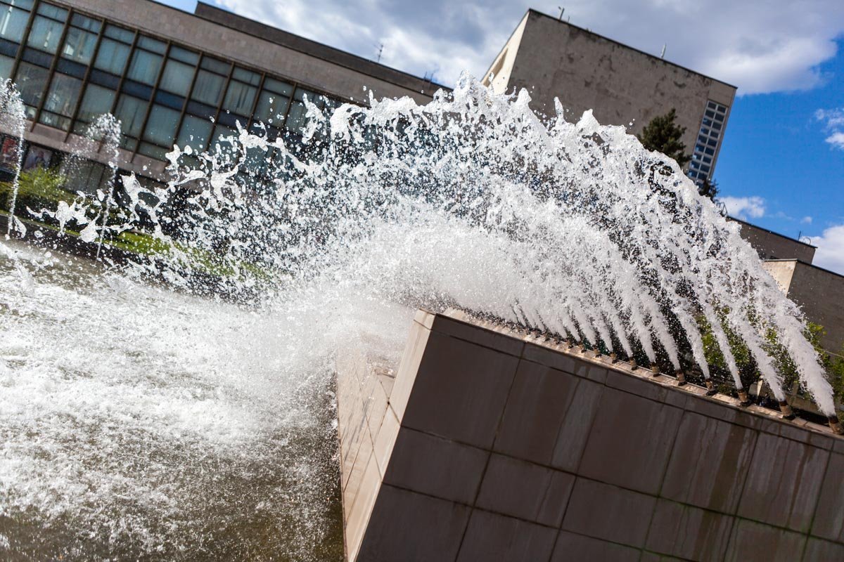 В 2003 его решили реконструировать