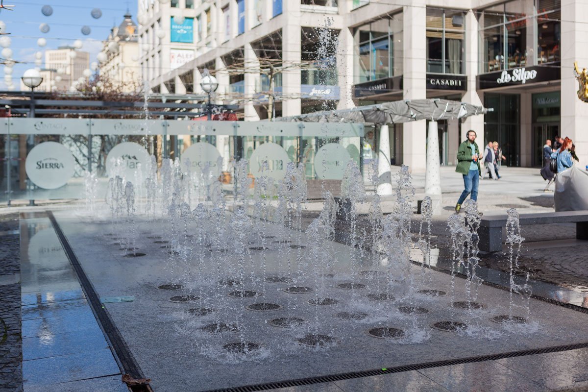 10 апреля запустили фонтан на бульваре