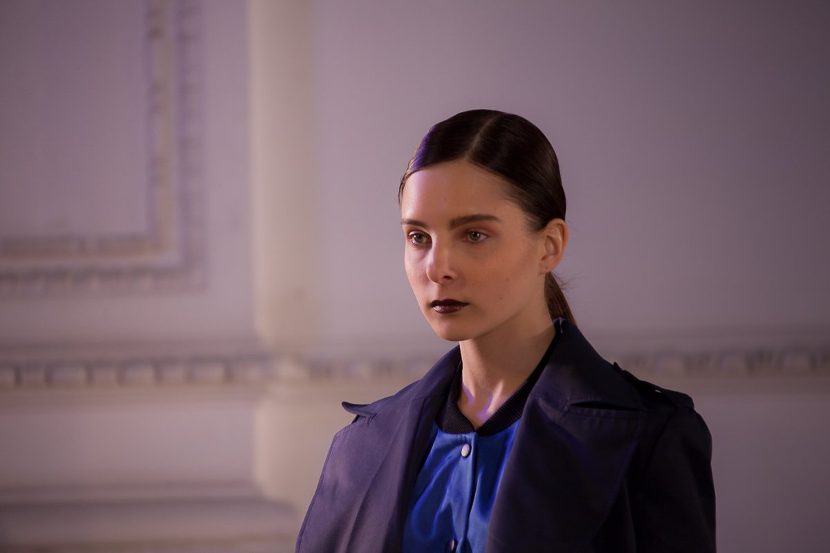 Девушки показывали одежду во всей красе Девушки показывали одежду во всей красе