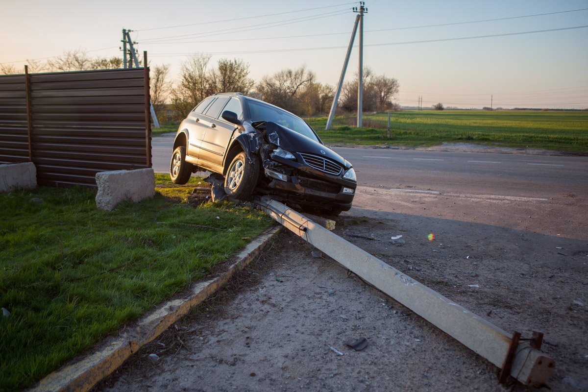 Разбитый Ssang Yong в угоне не числился Разбитый Ssang Yong в угоне не числился