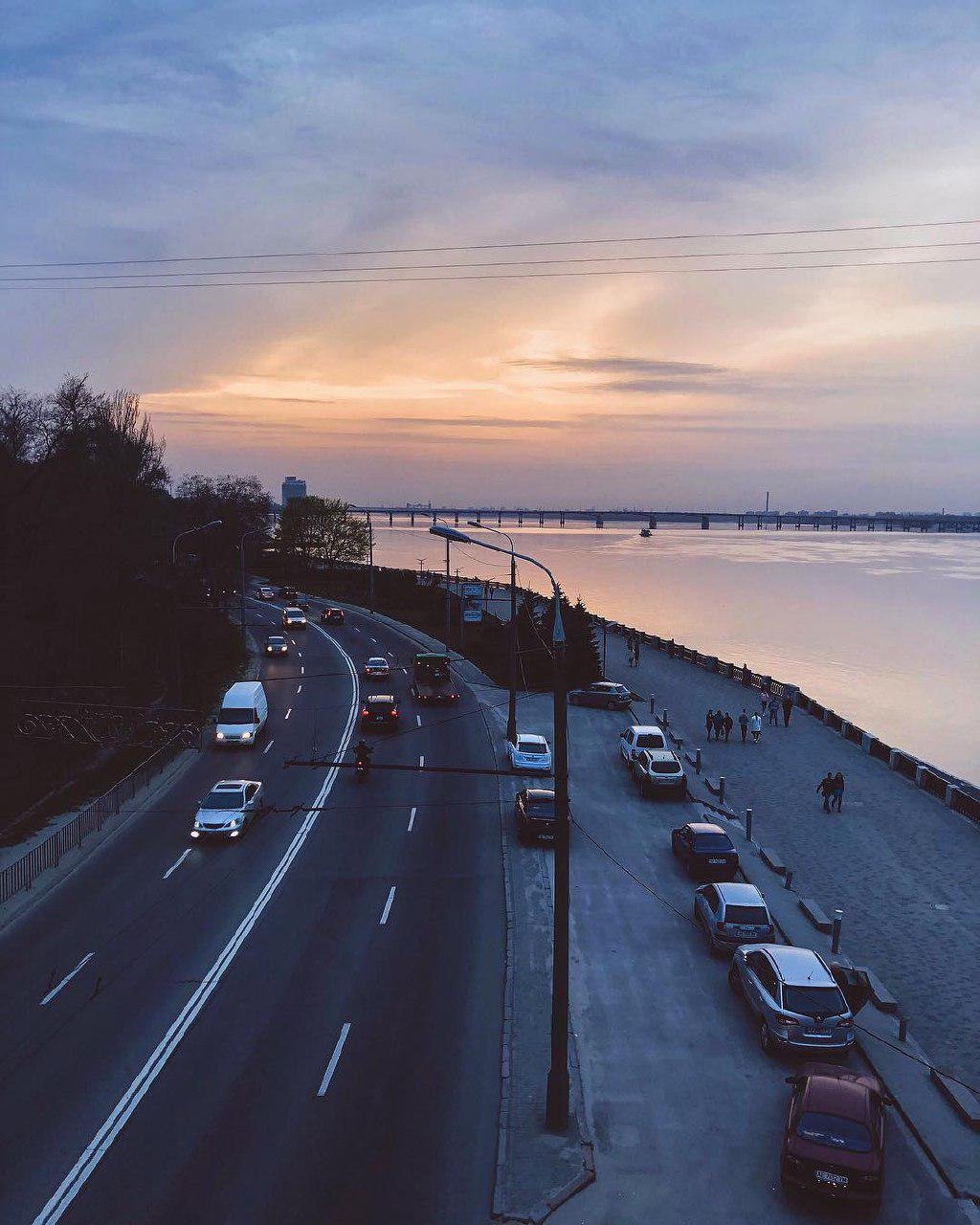 Закат над Днепром. Фото: banana_nesmetana Закат над Днепром. Фото: banana_nesmetana