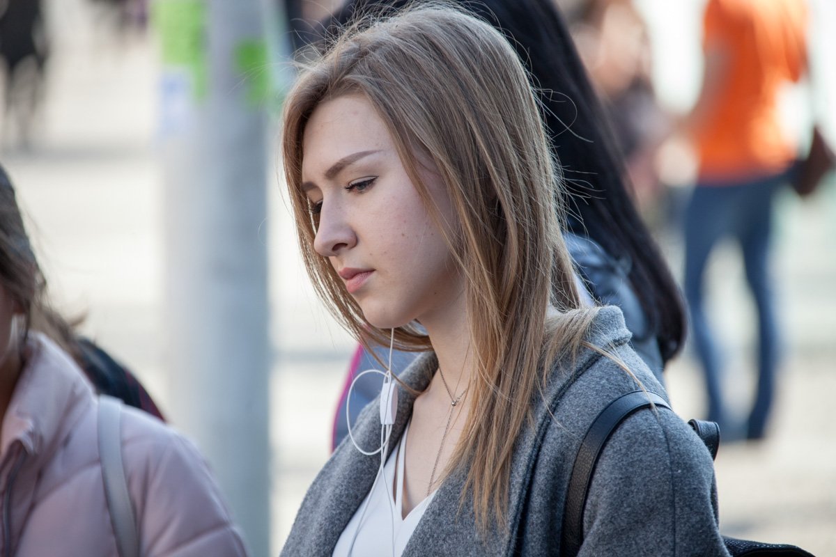 На дворе весна, на душе тоска На дворе весна, на душе тоска