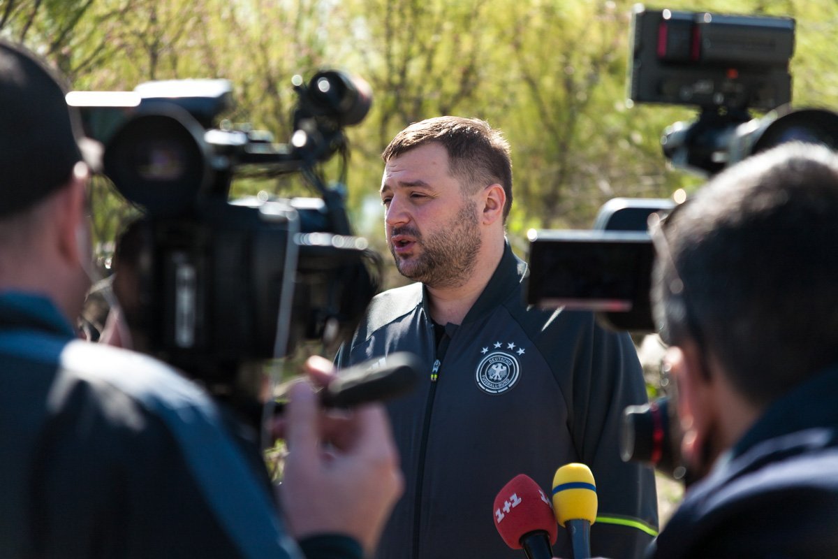 Заместитель городского головы Михаил Лысенко на субботнике в Днепре 