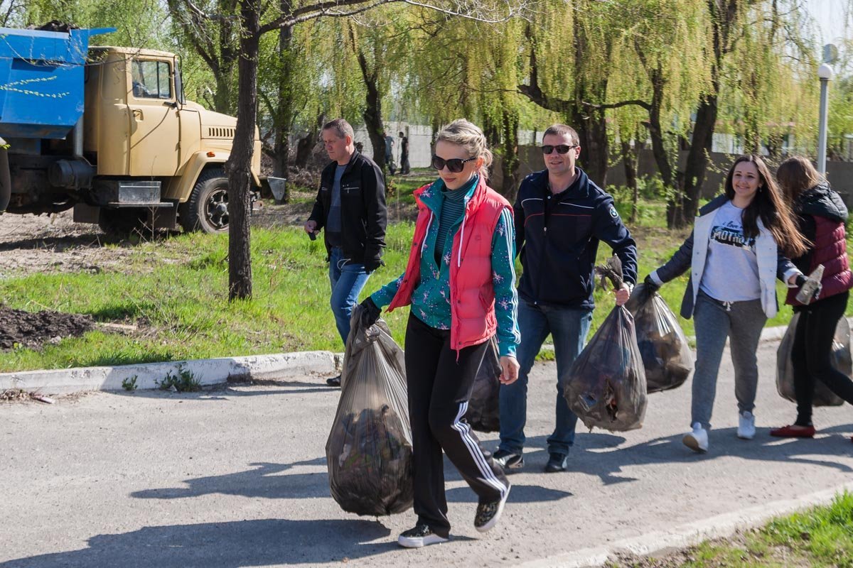 Красивые девушки и хорошие хозяйки
