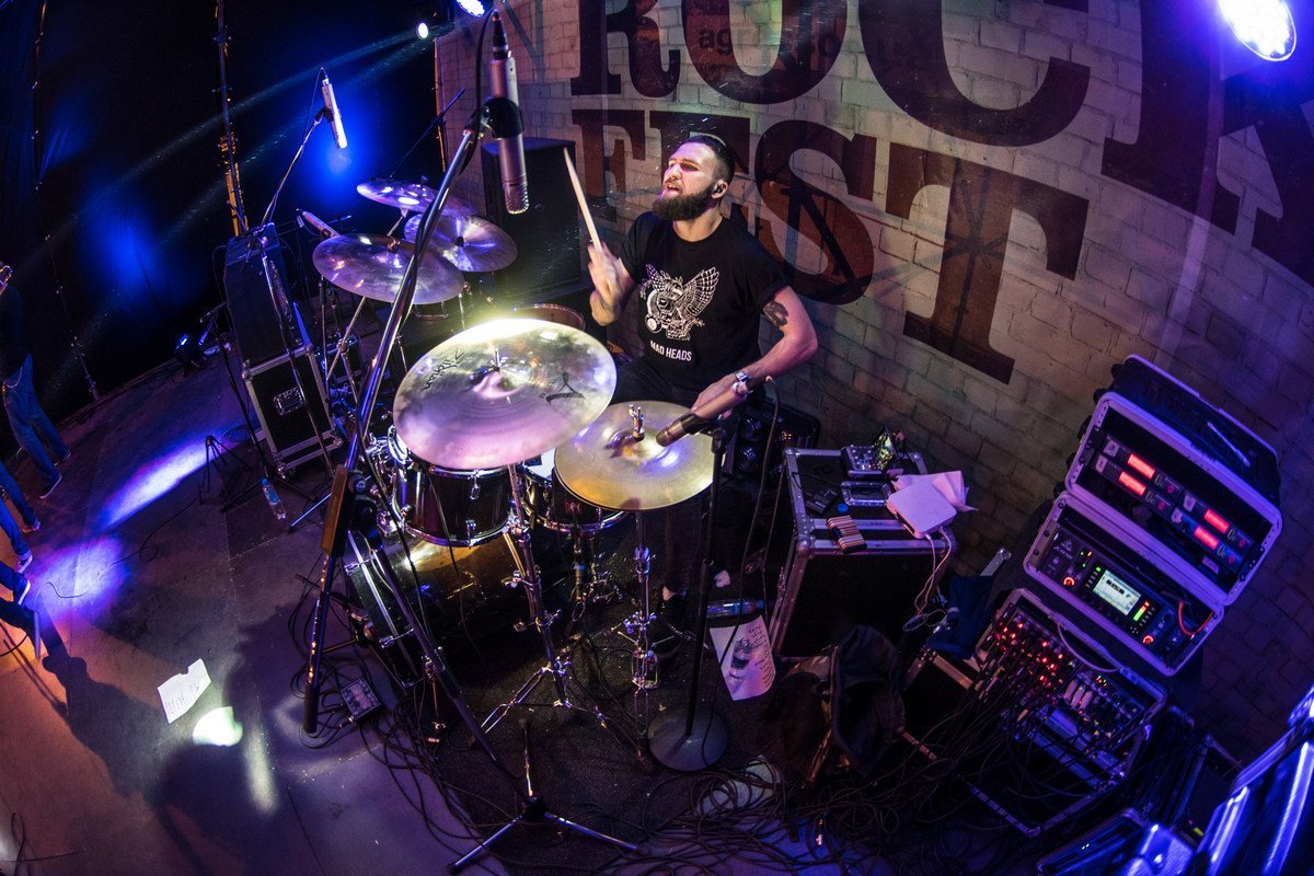 Барабанщик ушел в отрыв