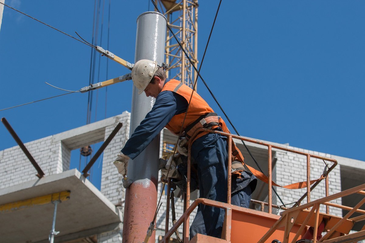 Стоимость одной металлической опоры составляет 50 тысяч гривен Стоимость одной металлической опоры составляет 50 тысяч гривен