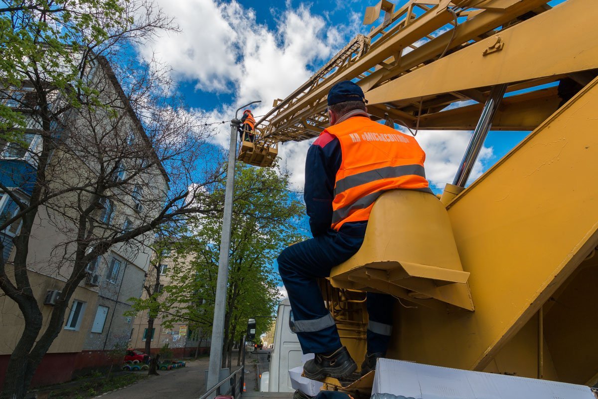 Ежедневно в Днепре работает 12-15 бригад Ежедневно в Днепре работает 12-15 бригад