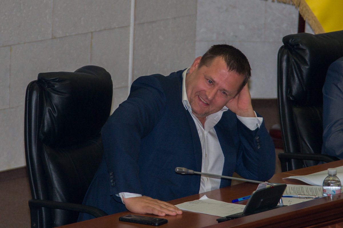 Весело у нас тут