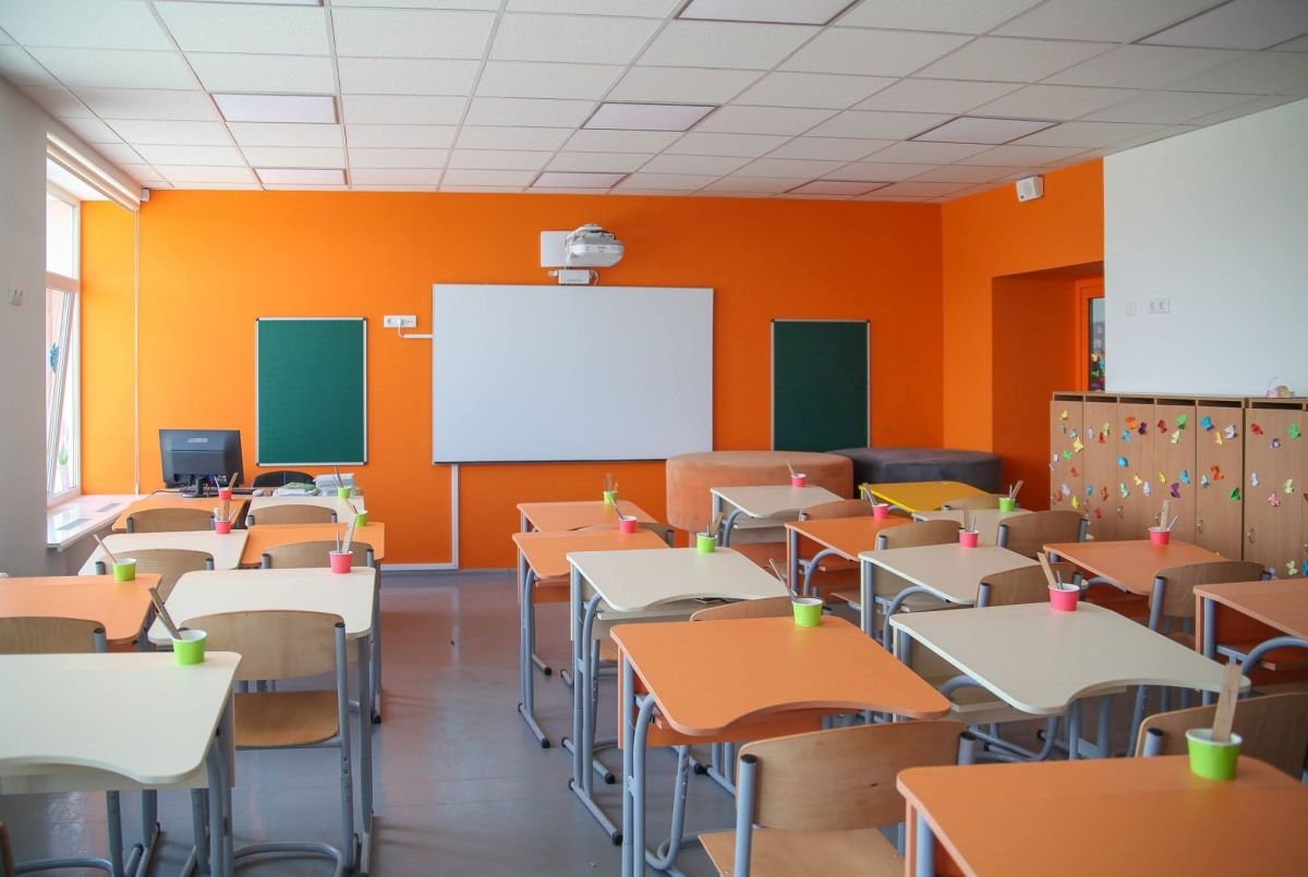 Класс с мультимедийной доской Класс с мультимедийной доской