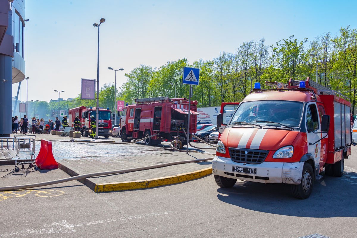 Всего на месте было 7 единиц пожарной техники Всего на месте было 7 единиц пожарной техники