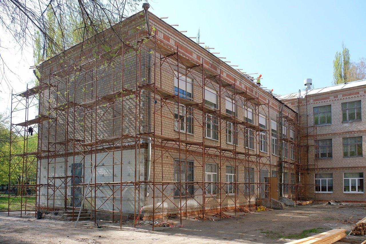 Здание школы уже находится на реконструкции