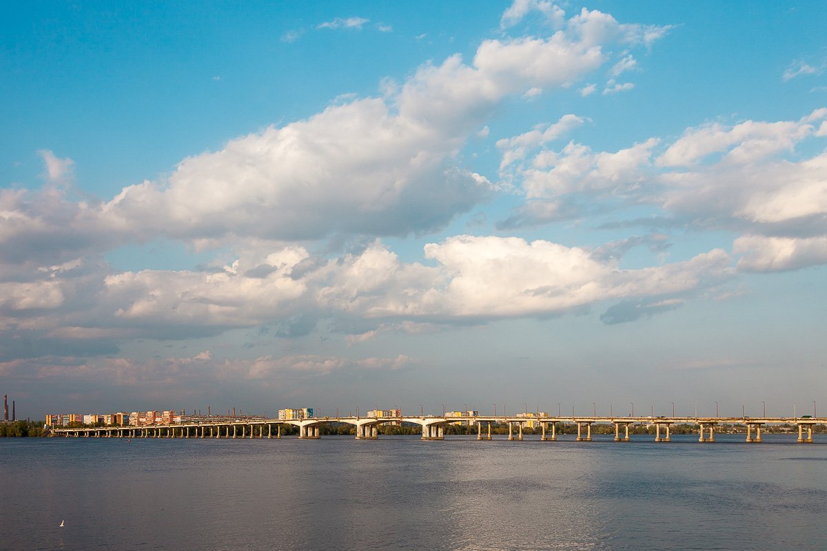 Небо над городом пахнет свежестью