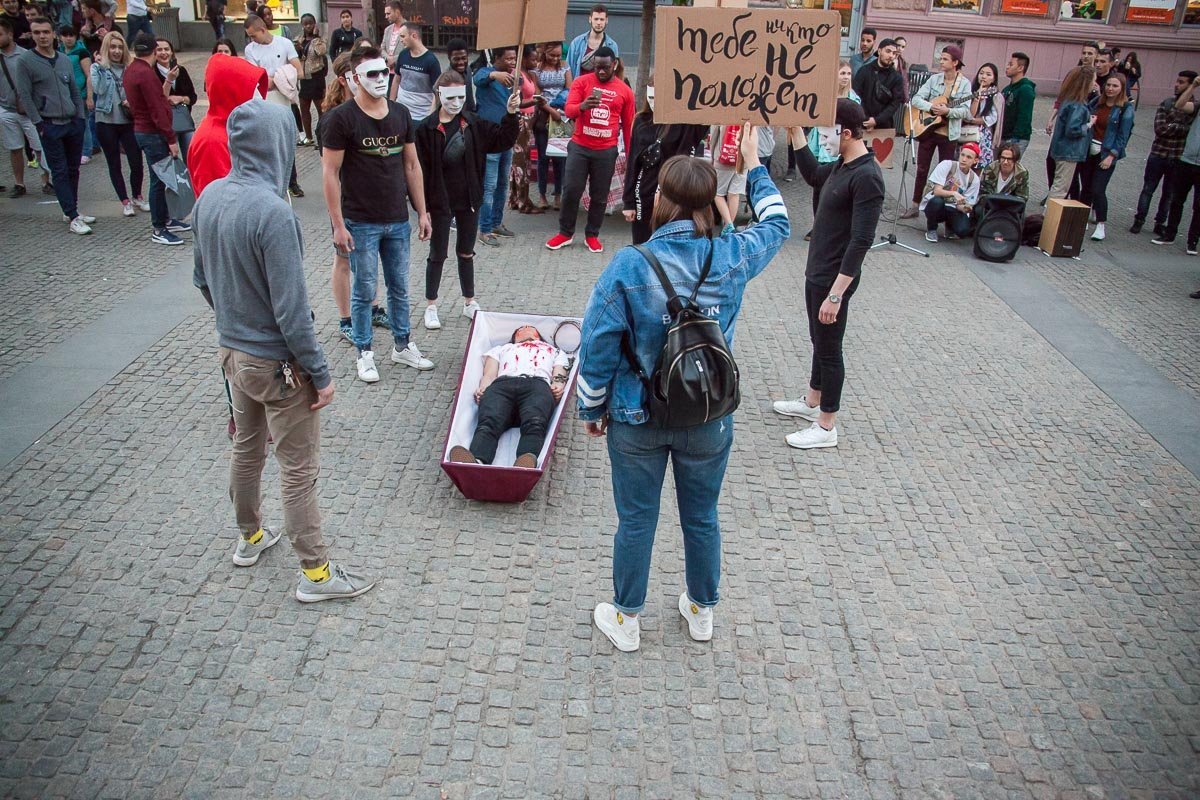 Устал - ляг полежи Устал - ляг полежи