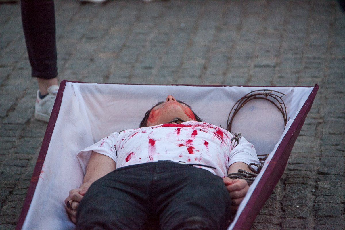 Дома, наверное, кетчуп закончился Дома, наверное, кетчуп закончился