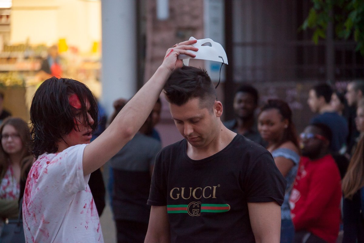 Снимайте маски, будьте собой Снимайте маски, будьте собой