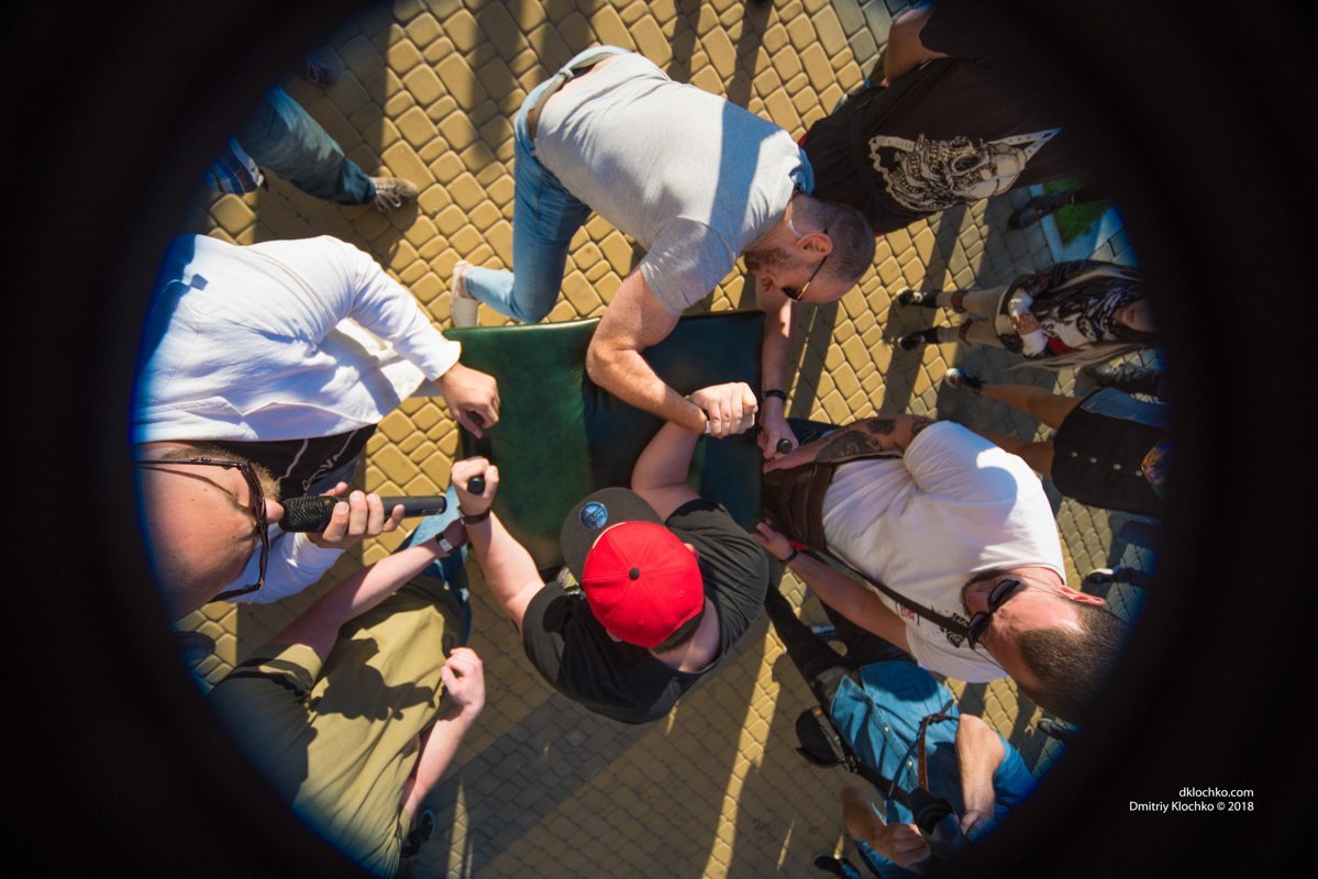 Соревнования по арм-рестлингу