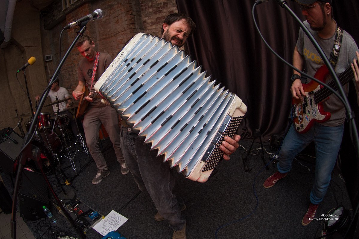 Репертуар группы – кавер-версии англоязычных хитов Репертуар группы – кавер-версии англоязычных хитов