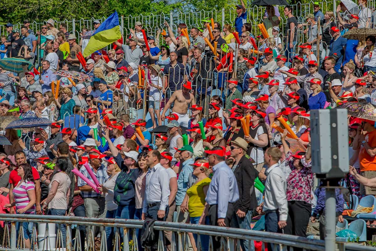 Все восторженно кричали"Аллилуйя" Все восторженно кричали"Аллилуйя"