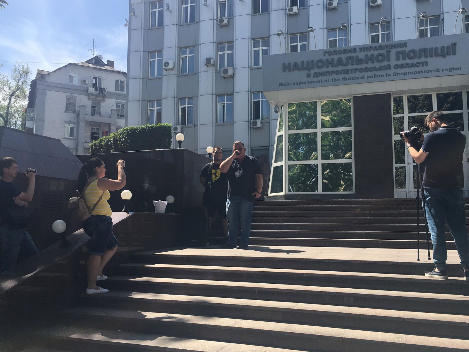 В Днепре продолжается массовый митинг «За честную полицию»: активисты объявили голодовку 6