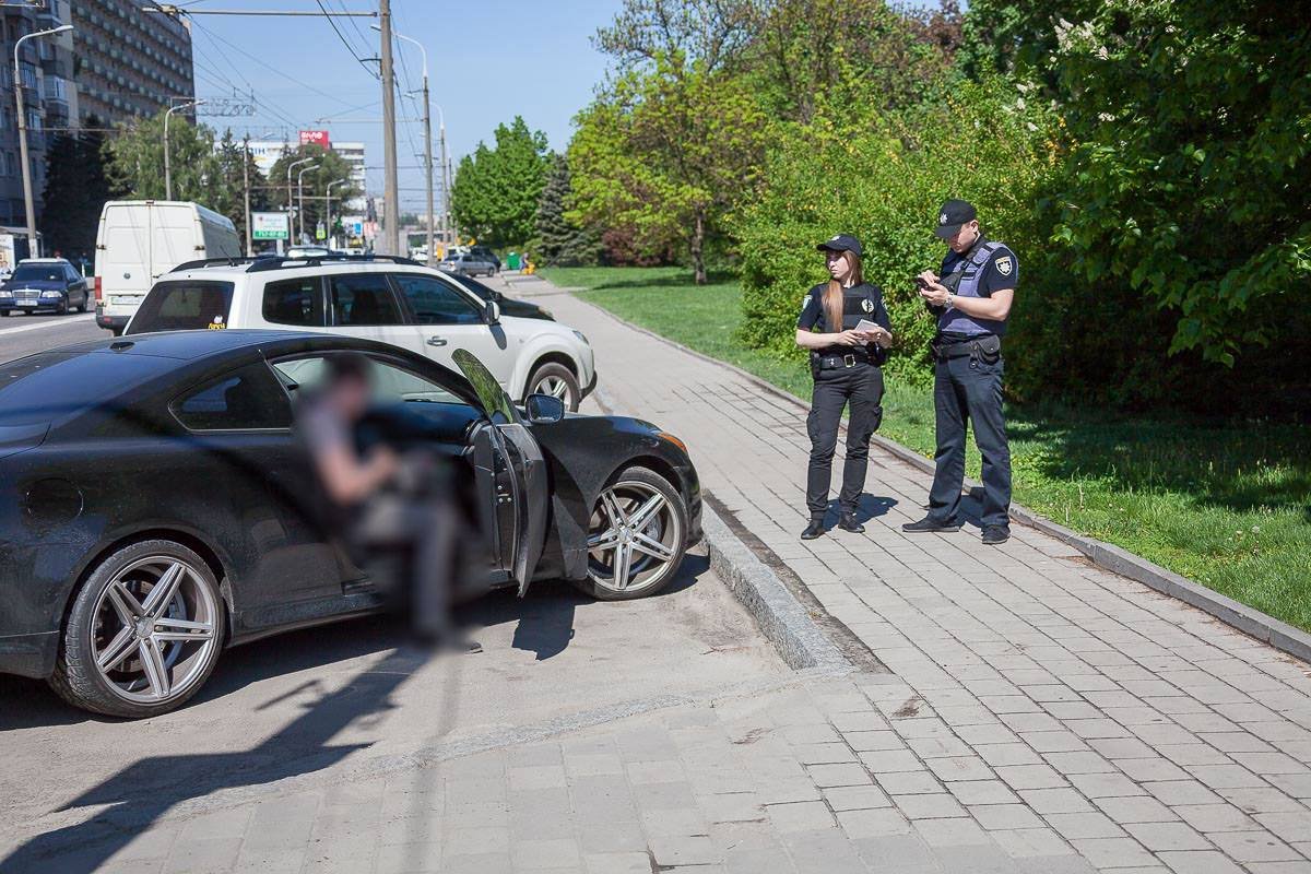 На месте работала патрульная полиция На месте работала патрульная полиция