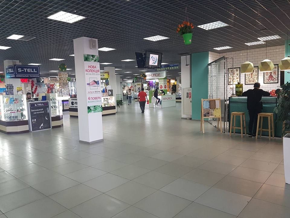 3 мая сотрудникам правоохранительных органов сообщили о минировании ТРЦ "Приозерный" на улице Шмидта 3 мая сотрудникам правоохранительных органов сообщили о минировании ТРЦ "Приозерный" на улице Шмидта