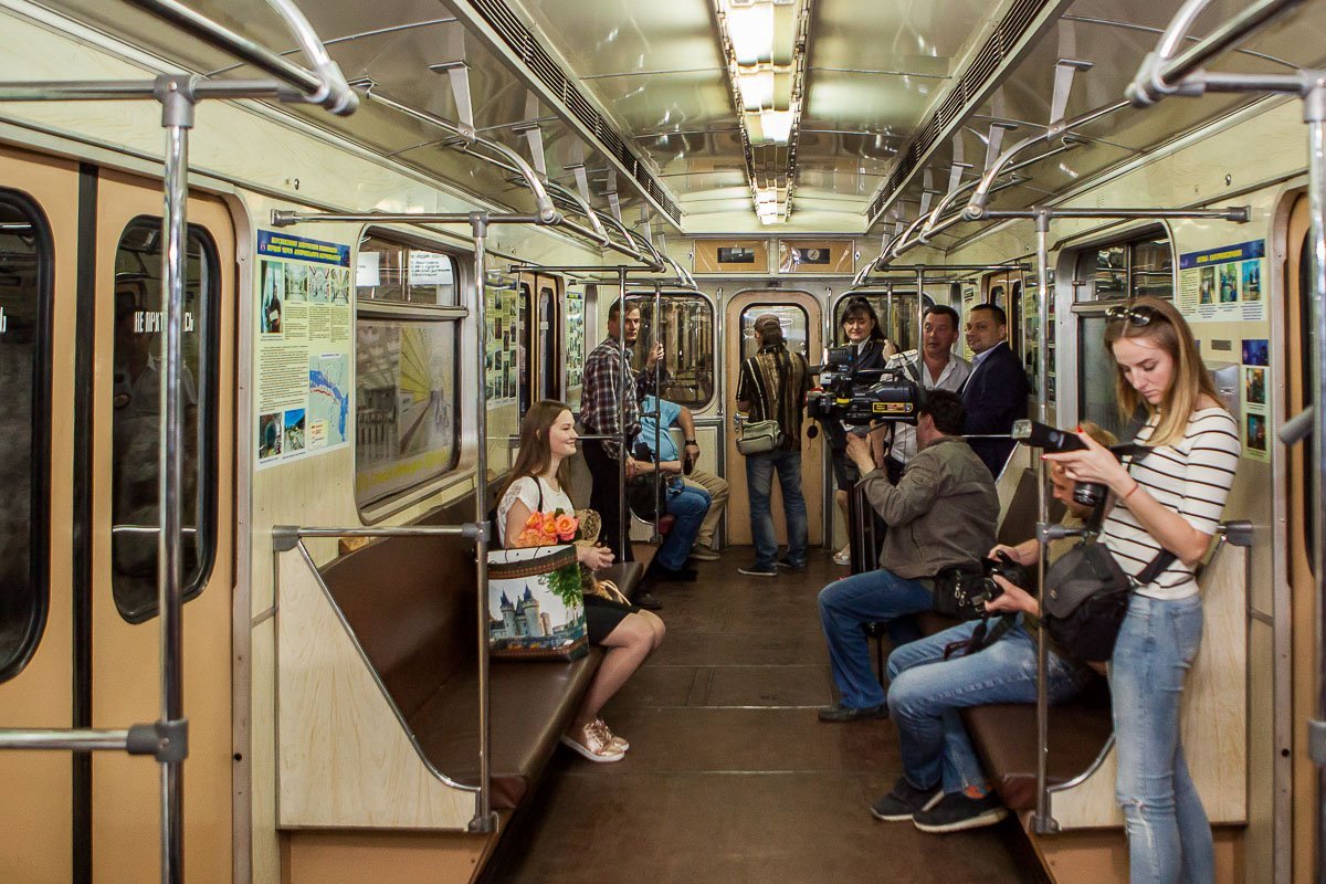 3 мая в метро Днепра впервые запустили вагон-музей