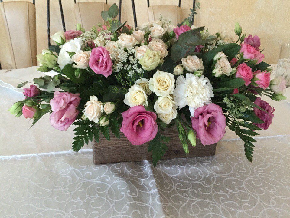 Цветы -это всегда приятно и со вкусом Цветы -это всегда приятно и со вкусом