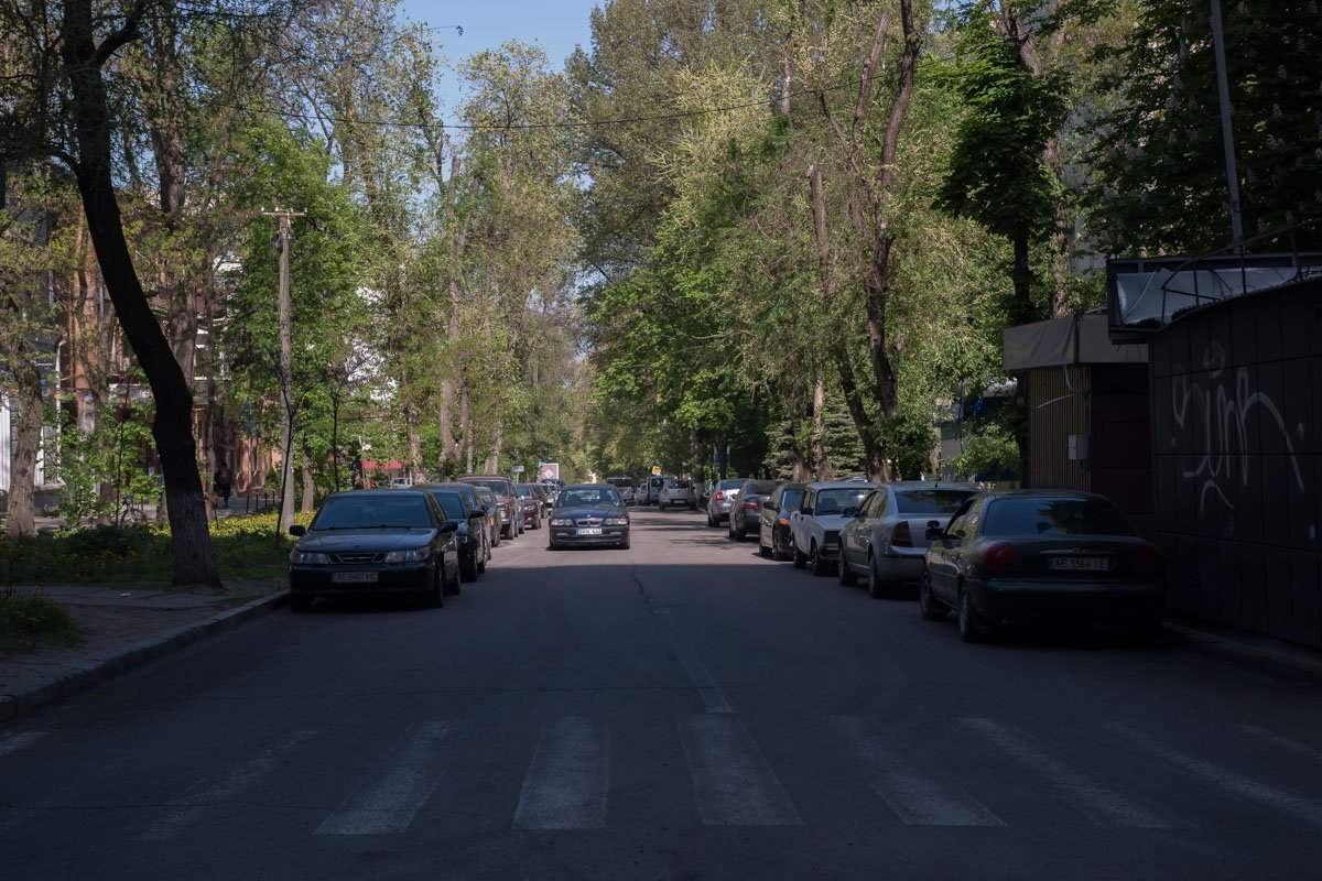 В некоторых местах разметка доживает последние дни В некоторых местах разметка доживает последние дни